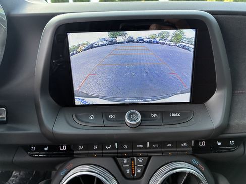 Used 2018 Chevrolet Camaro ZL1 RWD image 31
