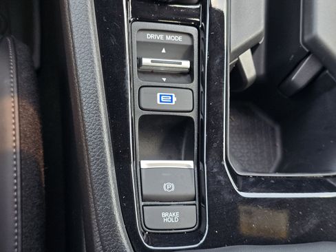 Used 2025 Honda Accord Sport image 21