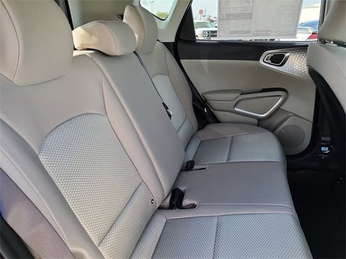 New 2025 Kia Soul LX w/ LX Technology Package image 17