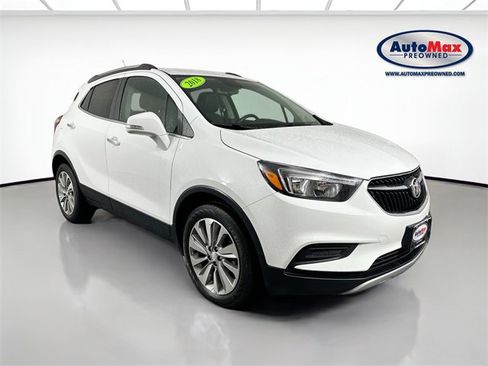 Used 2018 Buick Encore Preferred image 1