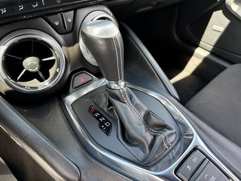 Used 2023 Chevrolet Camaro LT w/ Technology Package RWD image 20