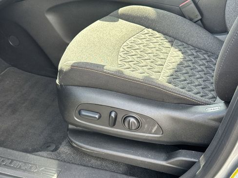 Used 2024 Chevrolet Equinox LT image 17