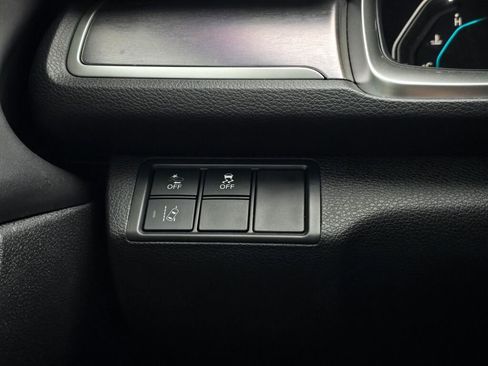 Used 2018 Honda Civic Touring image 26