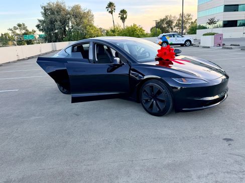 Used 2026 Tesla Model 3 AWD/4WD image 36