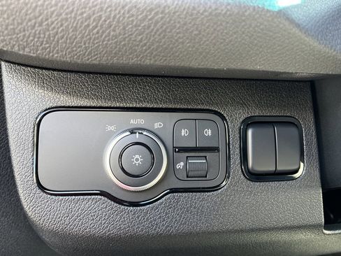 New 2025 Mercedes-Benz Sprinter 2500 image 24