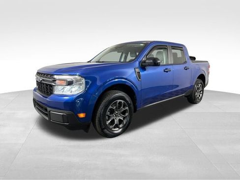 Used 2024 Ford Maverick XLT w/ XLT Luxury Package AWD/4WD image 2
