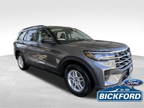 New 2026 Ford Explorer Active AWD/4WD image 3