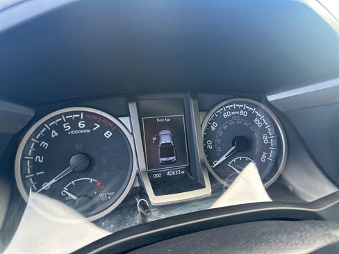 Used 2022 Toyota Tacoma SR5 w/ Black Out Package (TMS) RWD image 12
