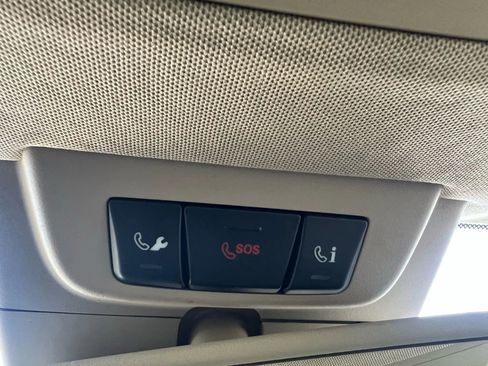 Used 2015 Mercedes-Benz GL 450 4MATIC image 68