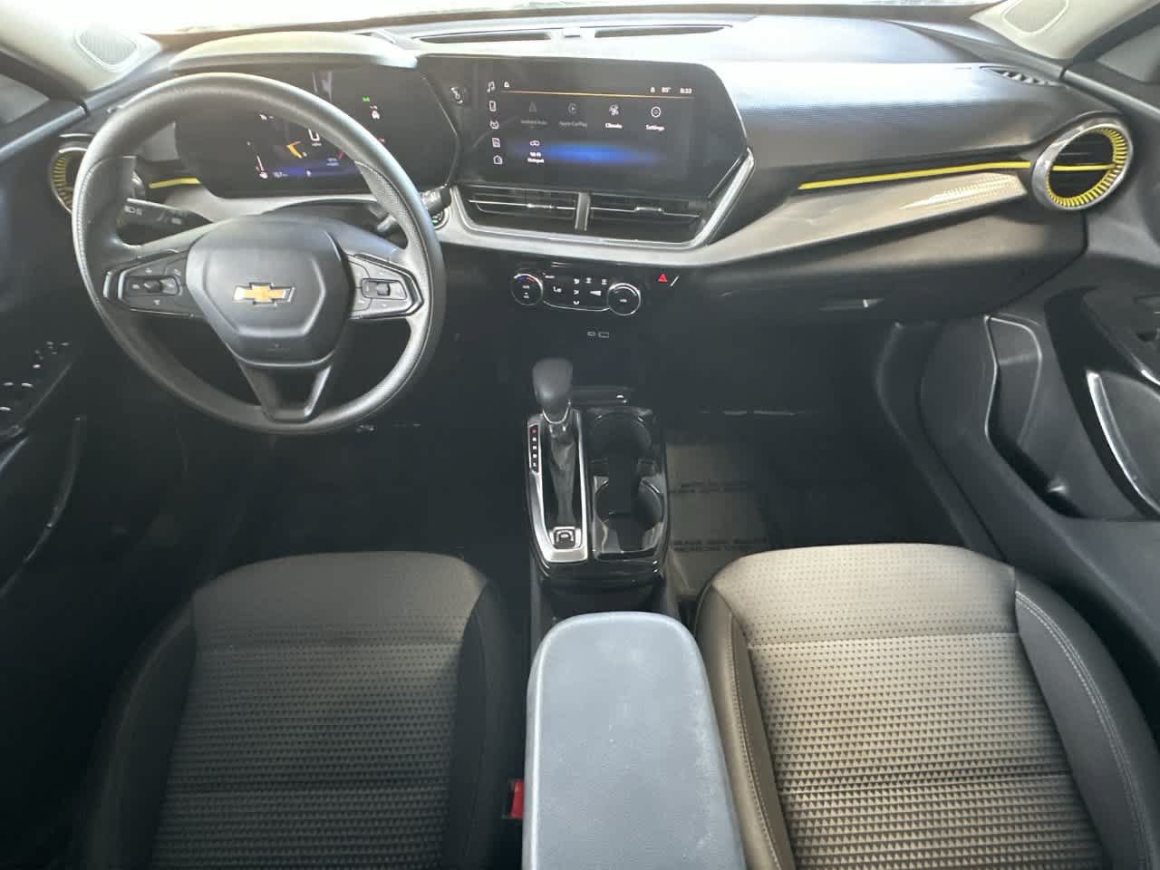 Used 2024 Chevrolet Trax LT FWD image 24