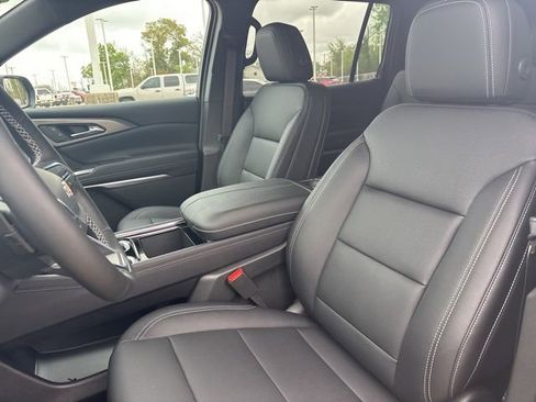 New 2026 Chevrolet Traverse LT image 21