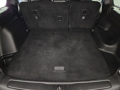 Used 2023 Jeep Grand Cherokee Altitude image 31