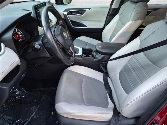 Certified 2019 Toyota RAV4 XLE Premium FWD image 14