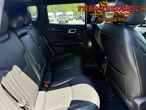 Used 2024 Jeep Compass Limited w/ High Altitude Package AWD/4WD image 17