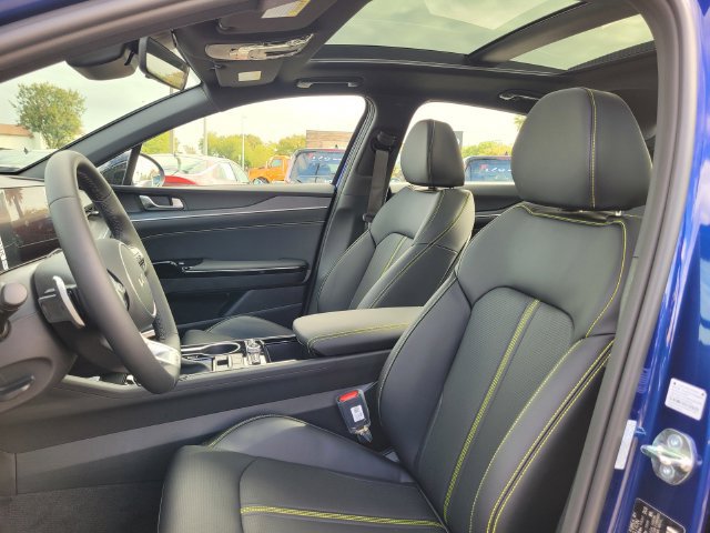 New 2027 Kia K5 GT FWD image 9