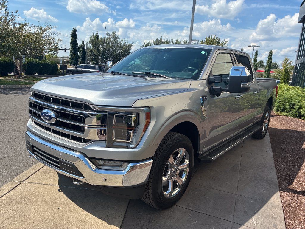 Used 2022 Ford F150 Lariat w/ Equipment Group 502A High AWD/4WD image 9
