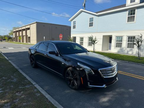 Used 2017 Cadillac CT6 Platinum image 3