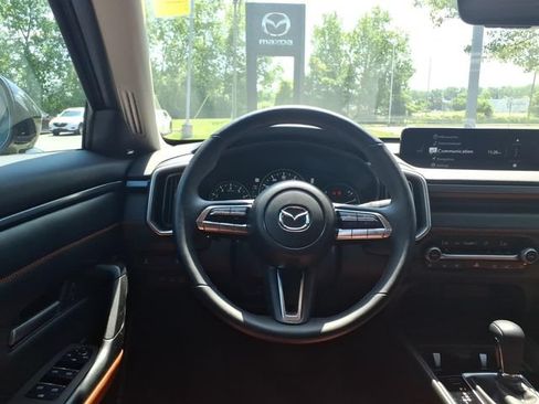 Certified 2025 MAZDA CX-50 Meridian Edition w/ Apex Package AWD/4WD image 17