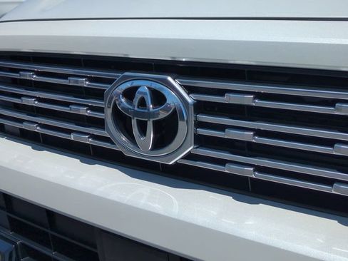 Used 2025 Toyota 4Runner TRD Sport Premium AWD/4WD image 33