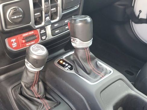 Used 2021 Jeep Wrangler Unlimited Rubicon image 26