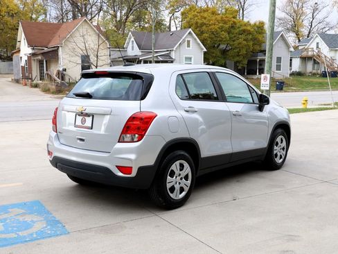 Used 2017 Chevrolet Trax LS image 7