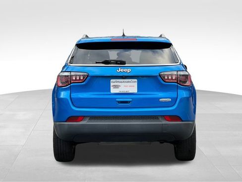 Used 2018 Jeep Compass Latitude image 4