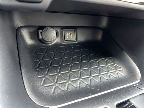 Certified 2025 Toyota RAV4 XLE AWD/4WD image 21