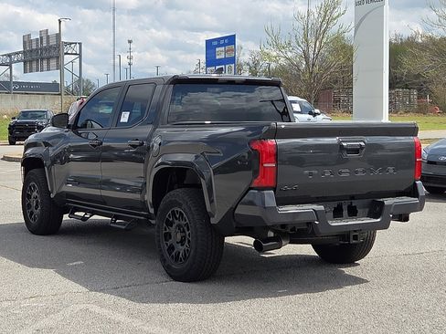 New 2026 Toyota Tacoma SR5 AWD/4WD image 3