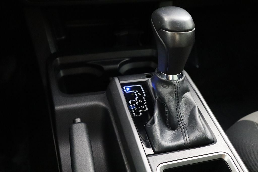 Used 2022 Toyota Tacoma TRD Sport w/ Technology Package RWD image 20