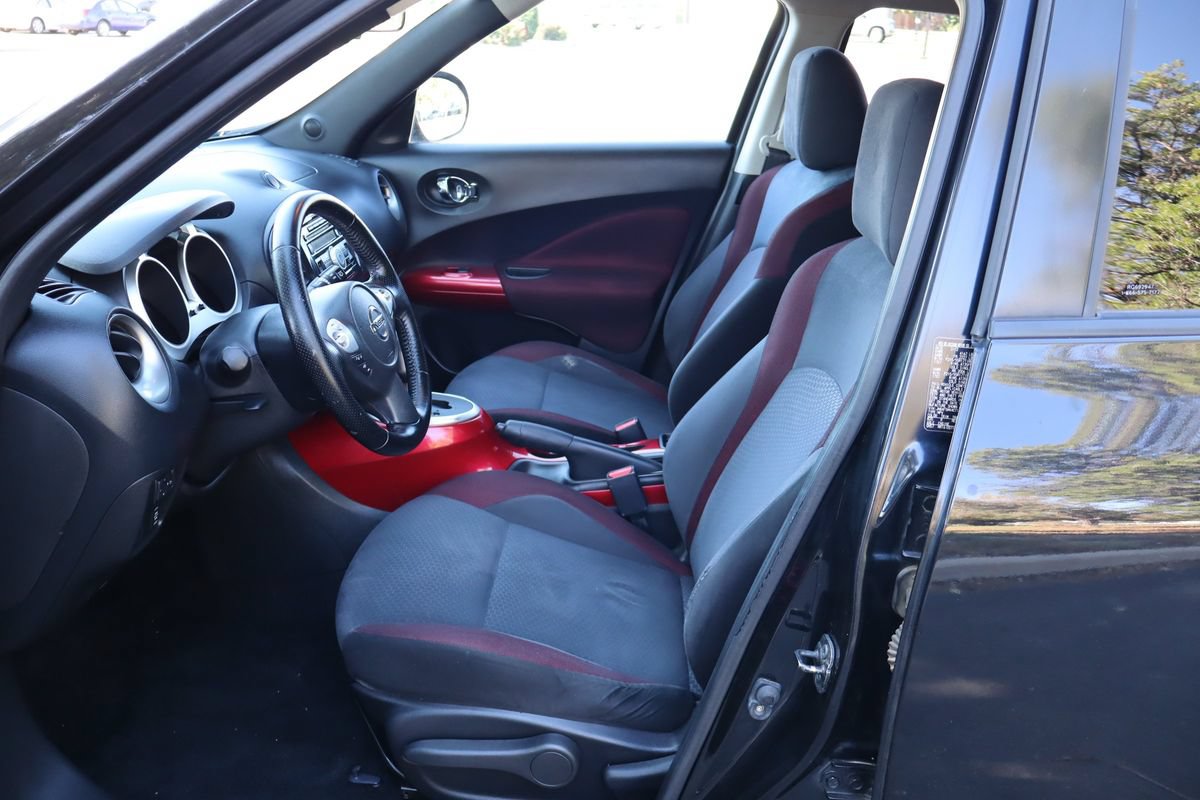 Used 2012 Nissan Juke SV AWD/4WD image 19