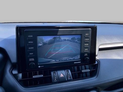Used 2022 Toyota RAV4 XLE Premium FWD image 25