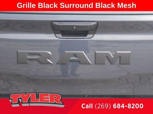 New 2026 RAM 1500 4x4 Crew Cab image 18
