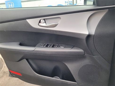 Used 2023 Kia Forte LXS image 12