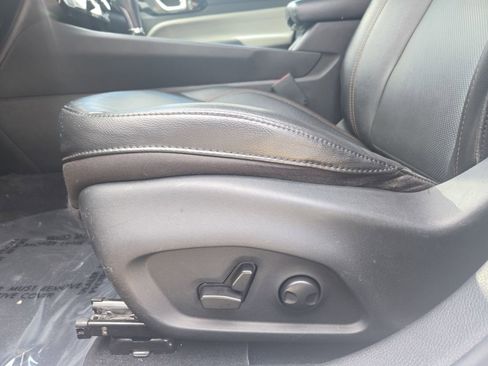 Used 2022 Jeep Compass Limited AWD/4WD image 28