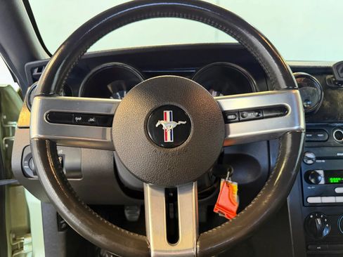 Used 2005 Ford Mustang GT Premium RWD image 12