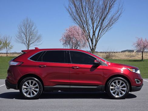 Used 2018 Ford Edge Titanium w/ Equipment Group 301A image 8