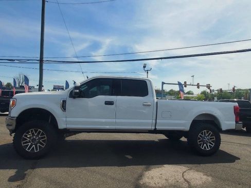Used 2019 Ford F350 Lariat w/ Lariat Ultimate Package image 2