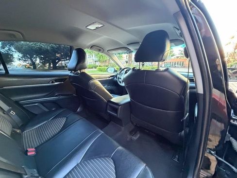Used 2018 Toyota Camry SE FWD image 73
