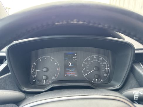 Used 2023 Toyota Corolla SE image 16