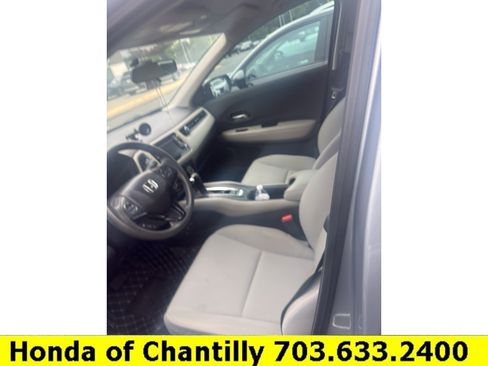 Used 2022 Honda HR-V LX image 3