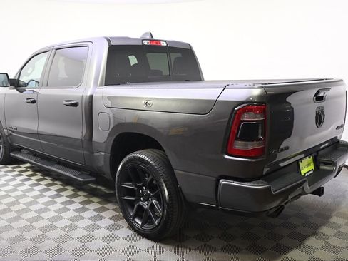 Used 2024 RAM 1500 Laramie AWD/4WD image 3