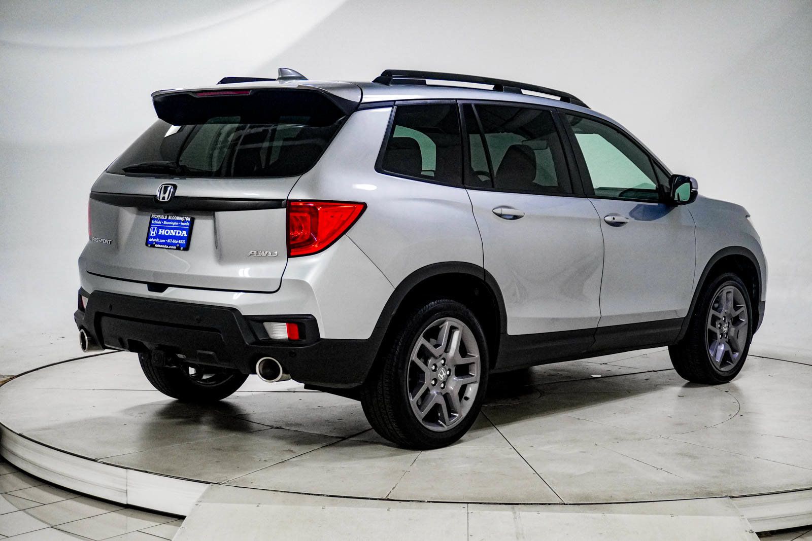 Used 2023 Honda Passport EX-L image 12