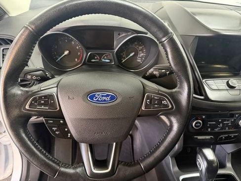 Used 2019 Ford Escape SEL AWD/4WD image 21