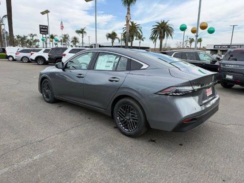 New 2026 Nissan Sentra SV w/ SV Convenience Package image 4