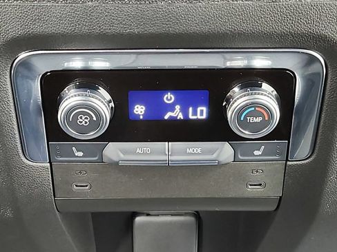 Used 2026 GMC Yukon XL Denali w/ Sun & Power Step Package AWD/4WD image 43