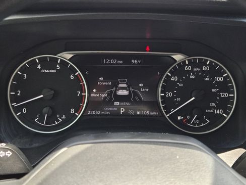 Used 2025 Nissan Rogue S FWD image 25