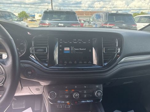 Used 2022 Dodge Durango GT image 23