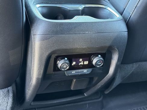 Used 2025 Chevrolet Traverse LT w/ Driver Confidence Package image 15