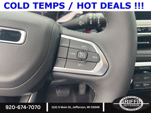 New 2025 Jeep Compass Latitude w/ Sun & Sound Group image 12