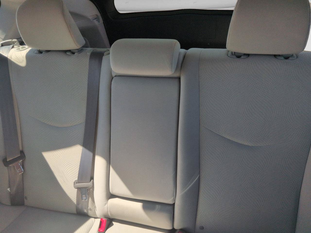 Used 2015 Toyota Prius Two FWD image 27